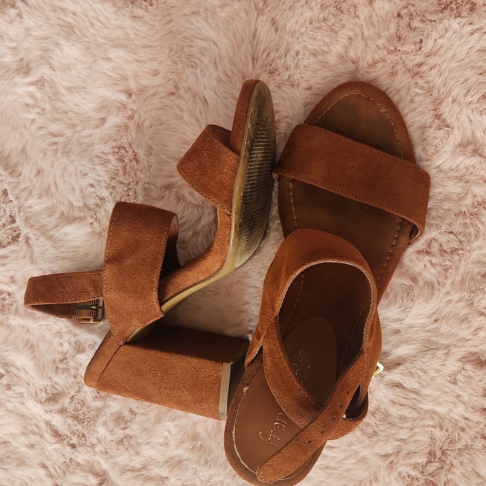 Francesca's Collections Tan Suede Sandals - Picture 2 of 3
